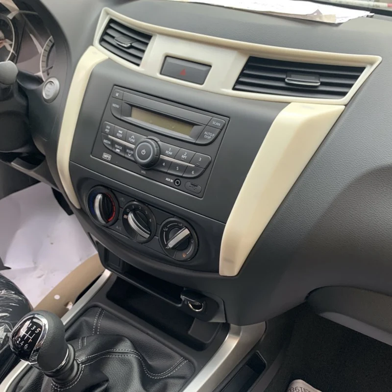 skirta Nissan Navara NP300 2016-2021 Anglies pluošto automobilių centro konsolės prietaisų skydelis Dekoro dangtelio apdailos lipdukų priedai Nuotrauka 3